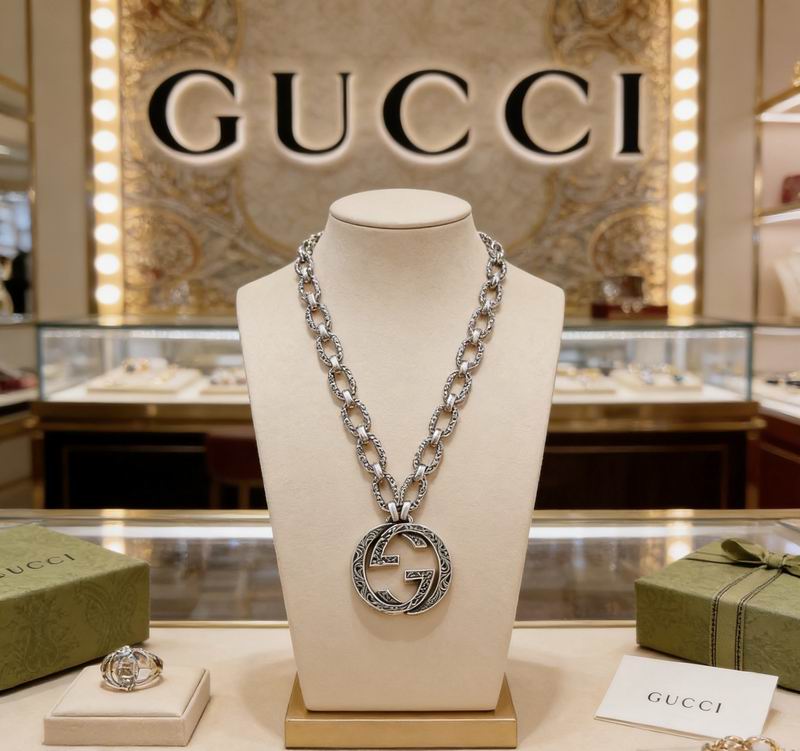Gucci Necklace  02yxs71